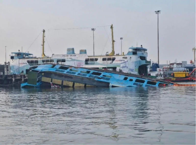 檳舊渡輪船身破漏沉沒 楊順興:已無法修複決定報廢